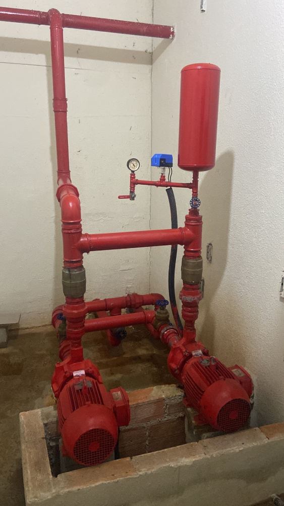 substituição de pressostato e Pressurizaçao do sistema de incêndio. substituição de pressostato e Pressurizaçao do sistema de incêndio.
